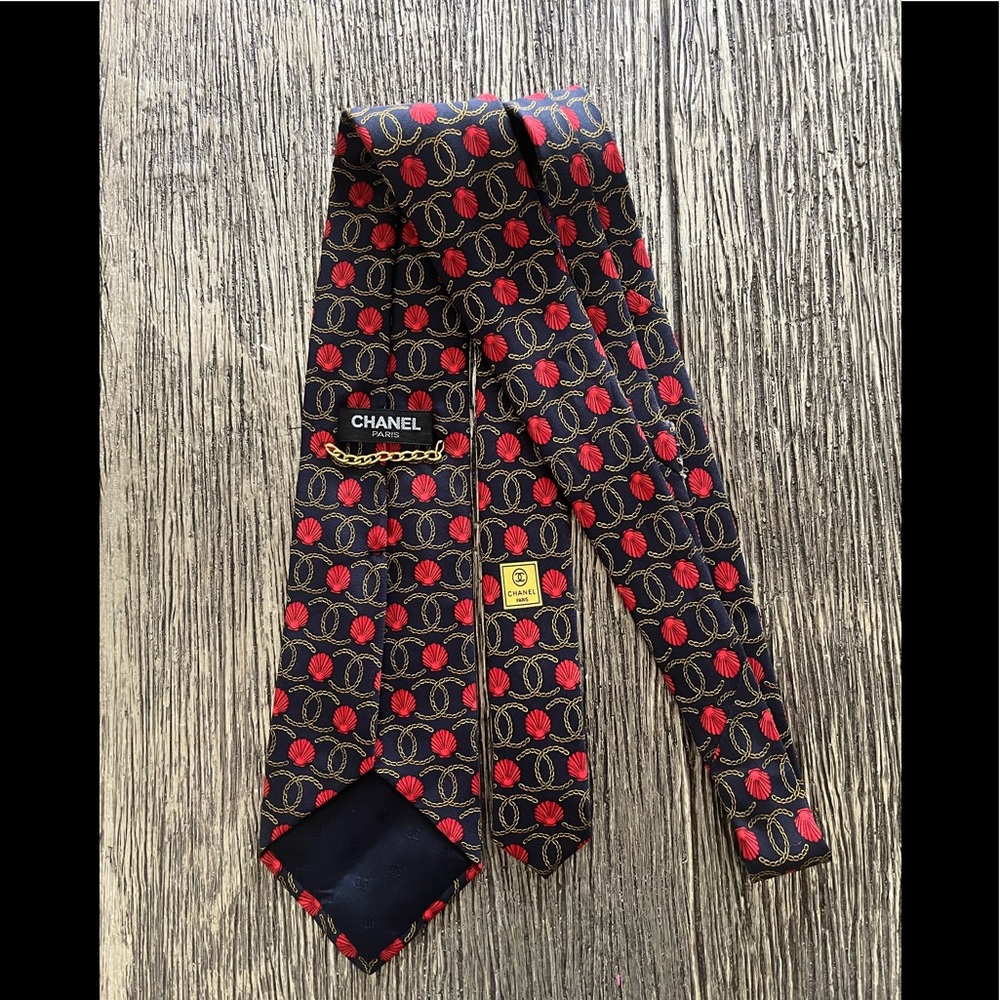 Chanel Silk Tie CC LOGO